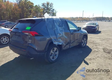 2025 Toyota Rav4 Xle z USA, uszkodzony, nr VIN 2T3P1RFV0SW552518